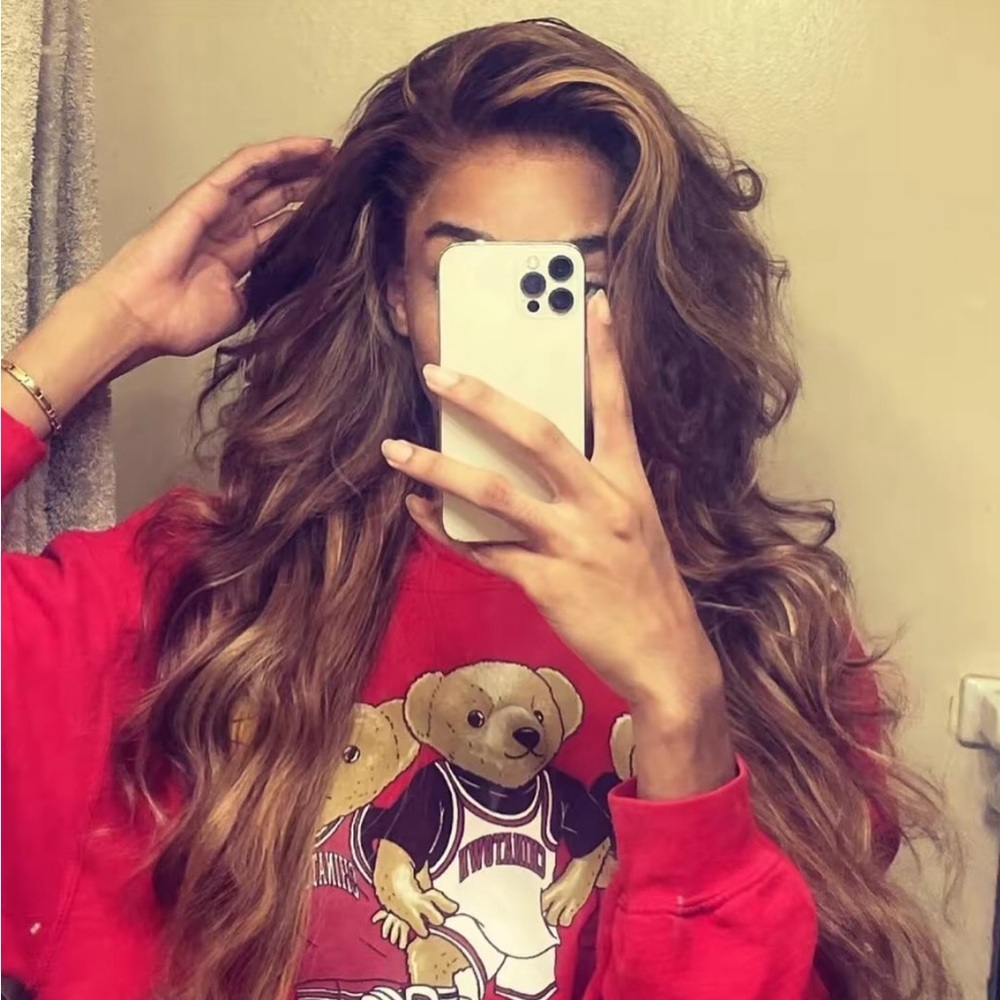 Meet your Posher, Shy